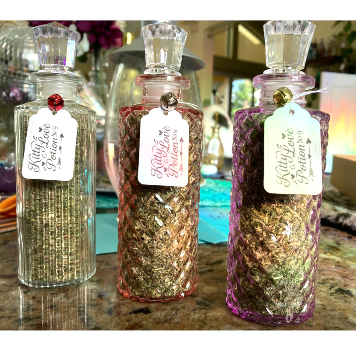 Premium Catnip Bottles – Kitty Love Potion No. 9